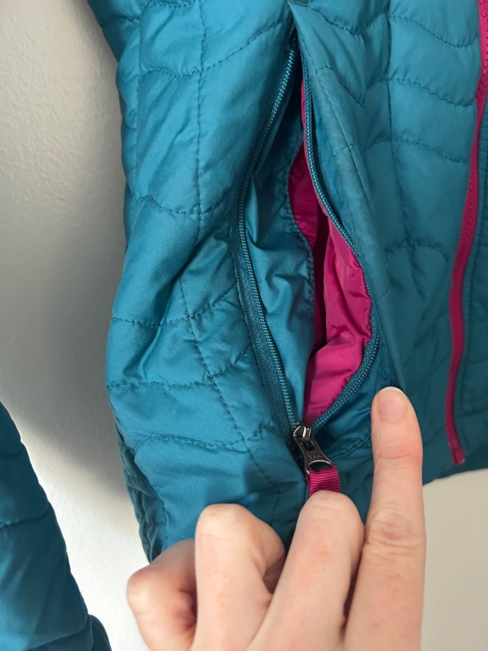 North Face coat - Picture 3 of 6